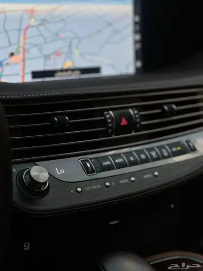 للبيع لكزس LS500h موديل 2020 سعودي 22