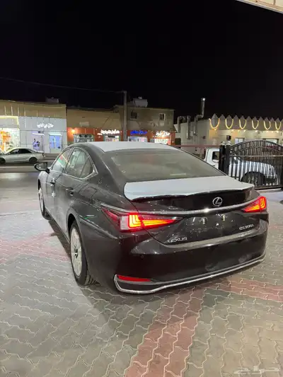 لكزس ES300h فئة AH هايبرد 2025 3
