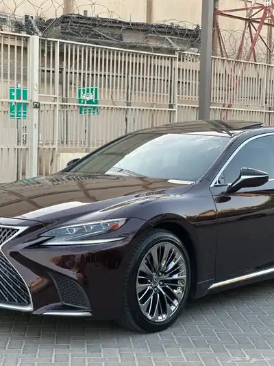 للبيع لكزس LS500h موديل 2020 سعودي 2