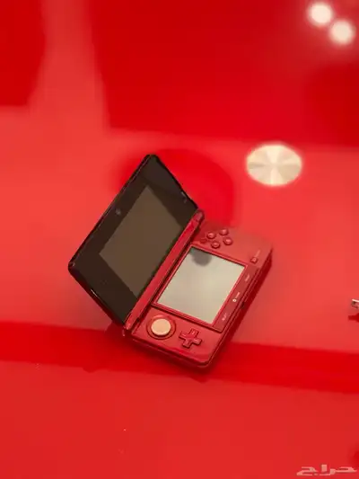 NINTENDO 3DS  2011 first edition flame red 1