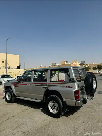بترول مكينه لكزز 400 Ls 6