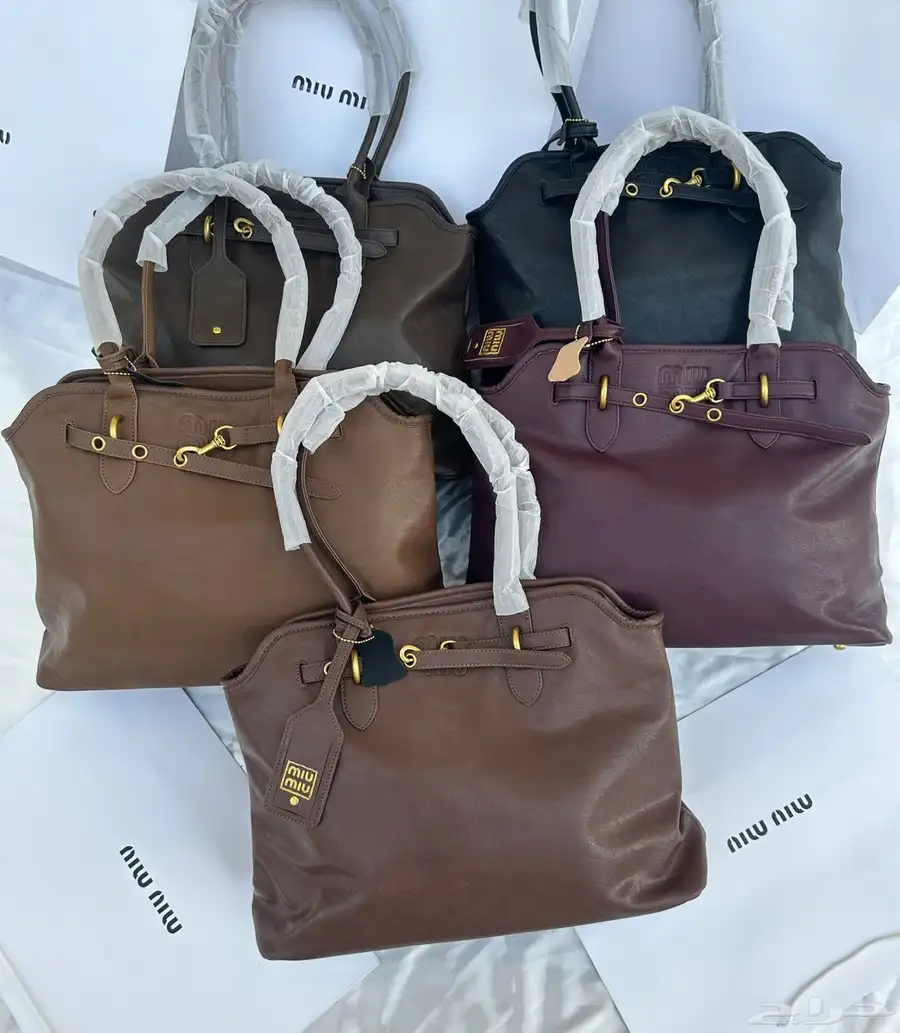 شنط ماركة اصلي درجه اولئ شنط جامعه ودوامات 13