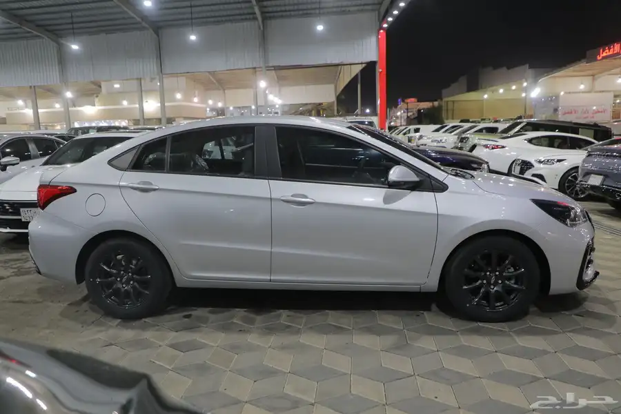 شيري اريزو 5 كمفورت 2024 شبه الجديد 5