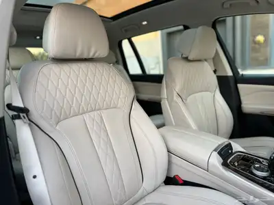 BMW X7 2021 16
