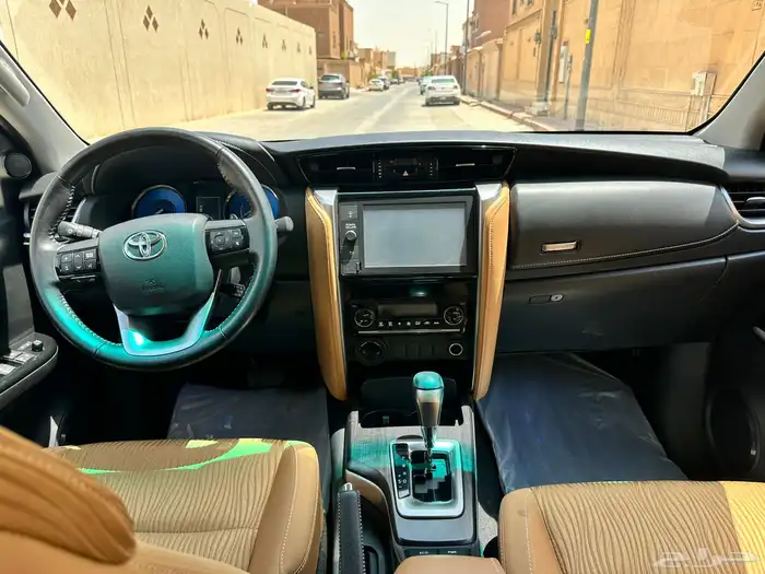 فورشنر 6 سلندر موديل 2023 9