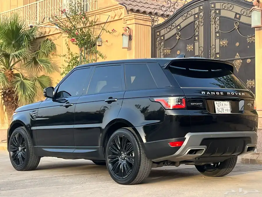 رنج روفر سبورت ديزل 2021 ( بحالة الجديد ) 3