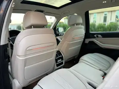 BMW X7 2021 11