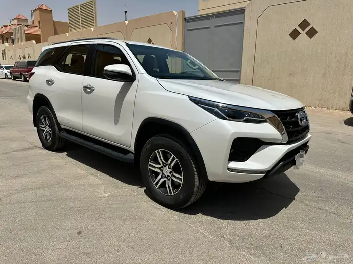 فورشنر 6 سلندر موديل 2023 2