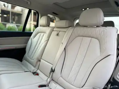 BMW X7 2021 12