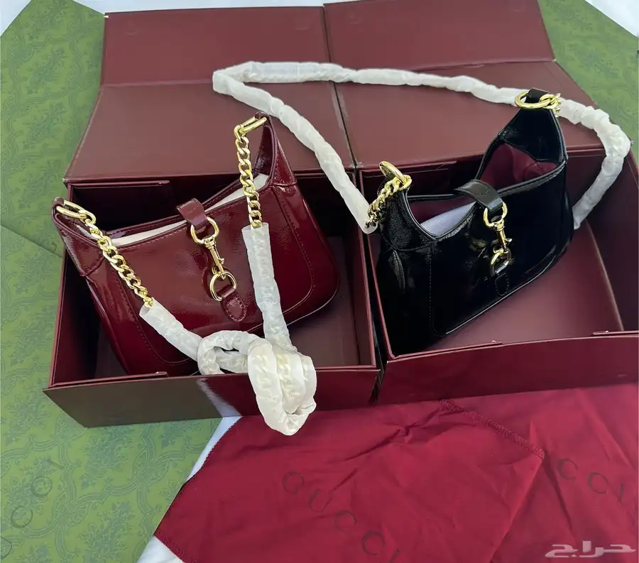 شنط ماركة اصلي درجه اولئ شنط جامعه ودوامات 19