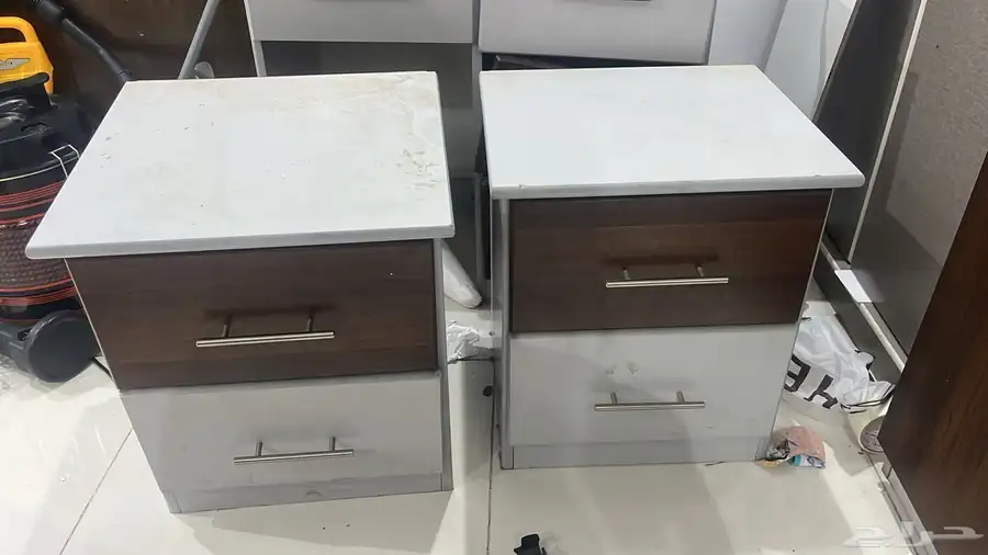 دولاب مطبخ للبيع نظيف مع دولاب تركي وتسريحه و2كمدينو 0