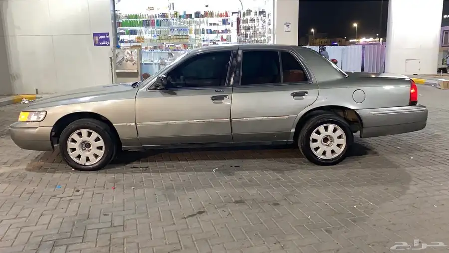 فورد ماركيز موديل 2000 للبيع 2
