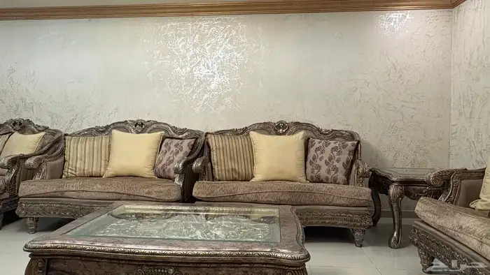 كنب وطاولات من المطلق بسعر مميز 8