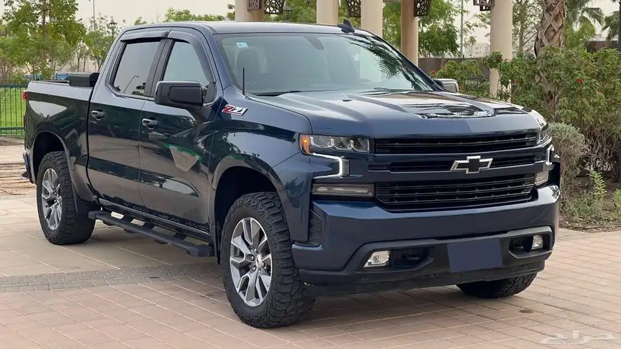 شيفورليه سلفرادو 2021 RST Z71 2