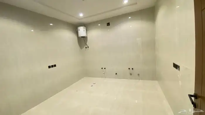 للبيع دور اول مدخل خاص ودرج خاص تصميم جميل 5