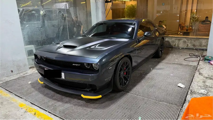 للبيع  Dodge Challenger Hellcat   اللون الأسود index