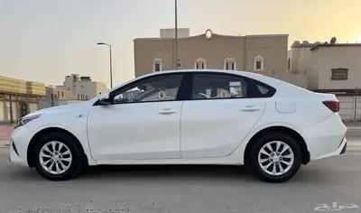 كيا سيراتو لون ابيض موديل 2023 0