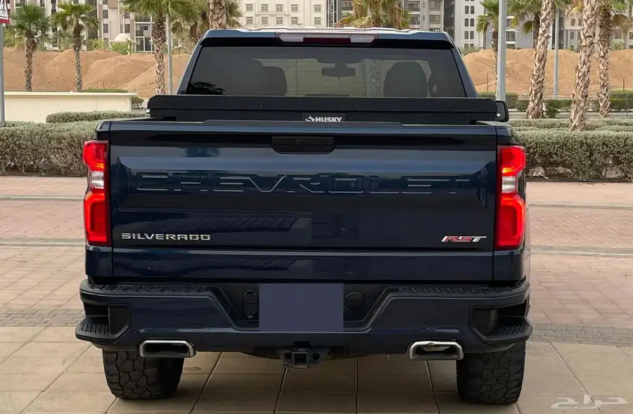 شيفورليه سلفرادو 2021 RST Z71 3