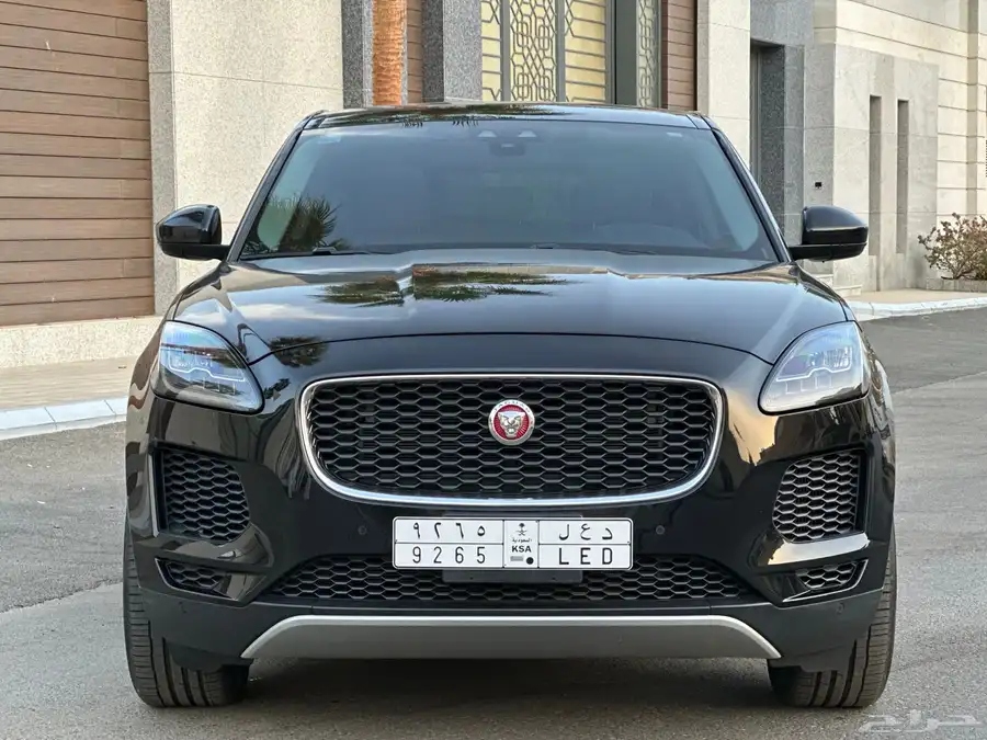 جاكوار Epace شبه جديد 2020 index