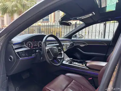 Audi A8 s line 2018 مخزن 17