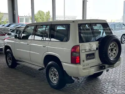 نيسان باترول GL موديل 2007 4