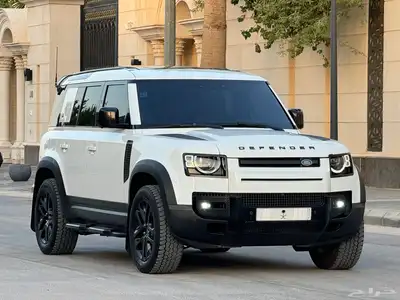 لاندروفر ديفندر موديل 2020 بحاله ممتازه 26