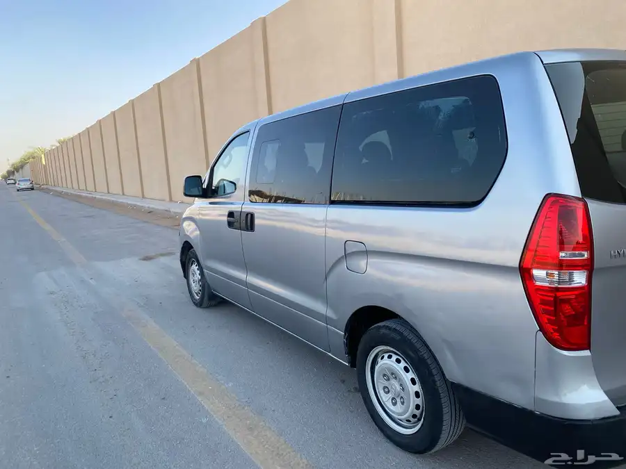للبيغ هونداي h1 2014 نقبل بدل هونداي 2020i10 صغيرة 4