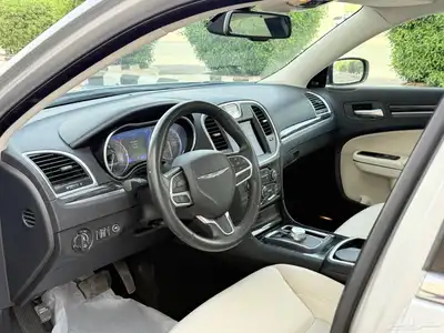 كرايزلر C300 2021 20