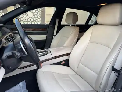 BMW 730 2013 10