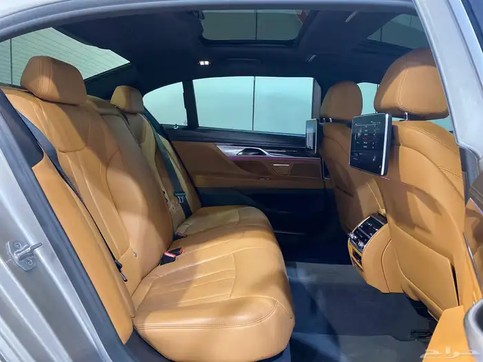بي ام دبليو 730Li 2021 ( العداد 55 الف ) بحالة الوكاالة 18