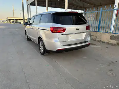 كرنفال كيا 2020ديزل مكينه 2200 ماشي 93الف 11راكب 22