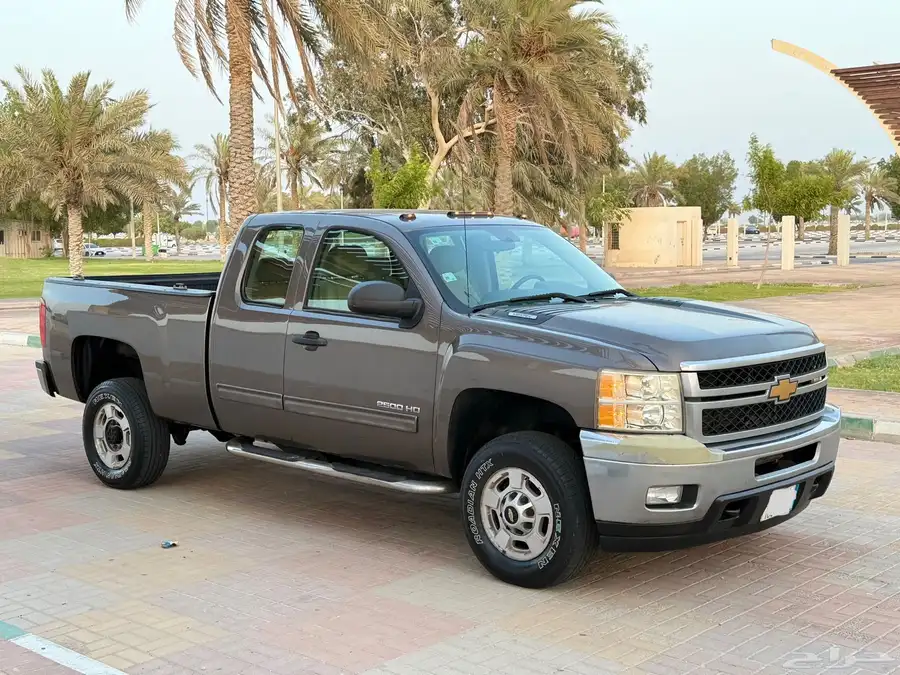 سلفرادو 2013 غماره ونصف LT دبل HD2500 للبيع نضييف 0