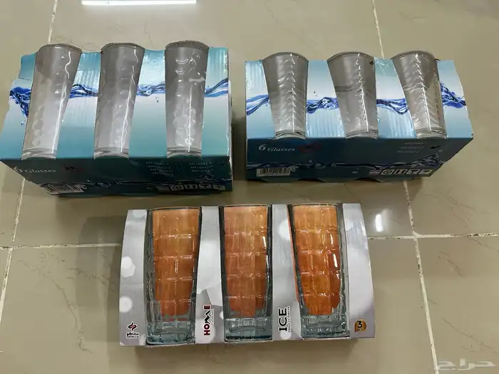 كاسات غير مستخدمه ب10 ريال 0