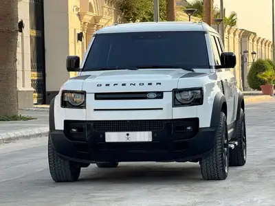 لاندروفر ديفندر موديل 2020 بحاله ممتازه 0