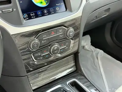 كرايزلر C300 2021 21