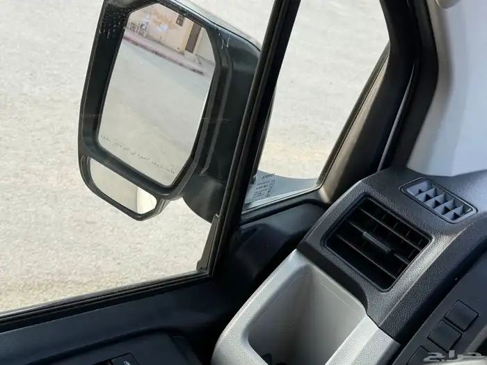 تويوتا هايس سقف عالي 2022 11
