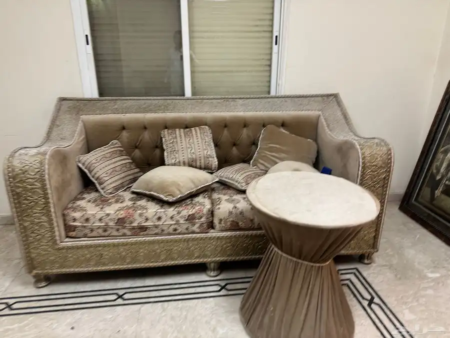 اثاث مكتبي وكنب للبيع حطه حي المنار 1