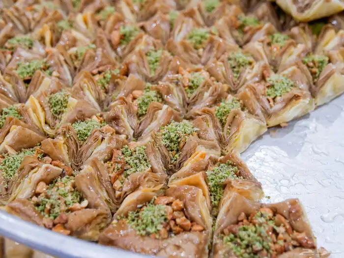 معمل لتوريد الحلويات للمحلات والكافيهات 9