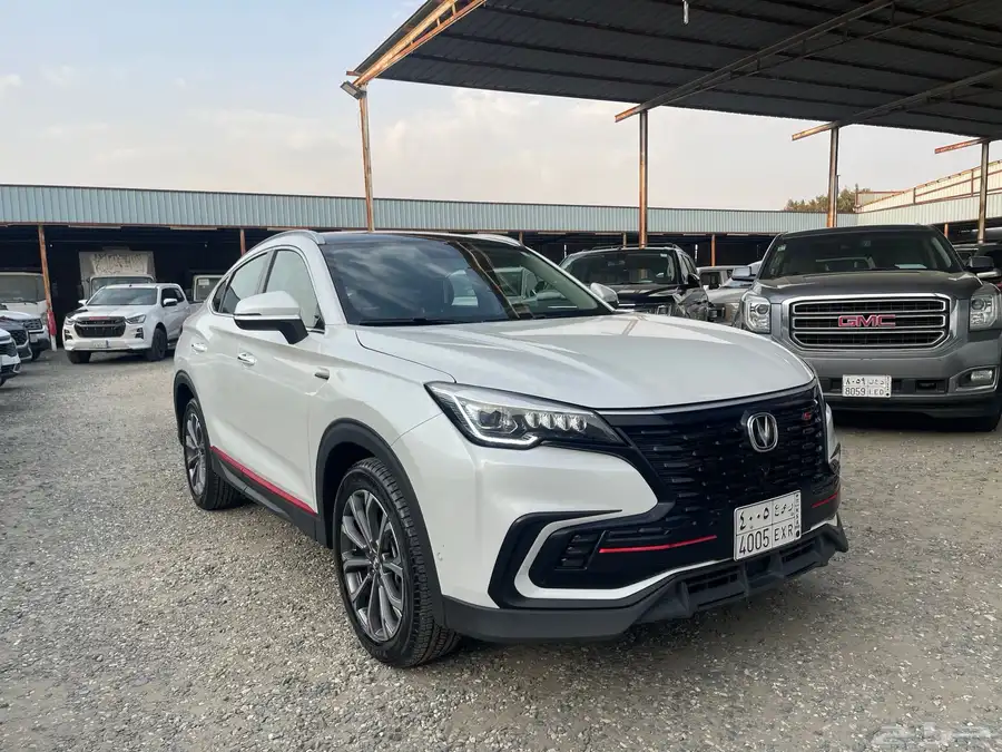 شانجان CS85 2022 فل كامل شبه الاصفار 1