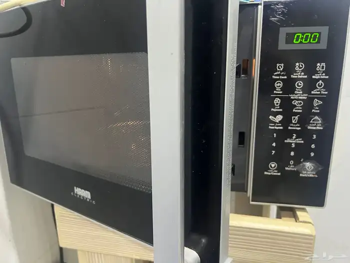 جهاز مكرويف و غلايه هوائية و حماص الخبز توستر 5