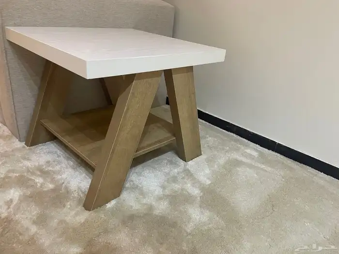 طاولات خدمة 0