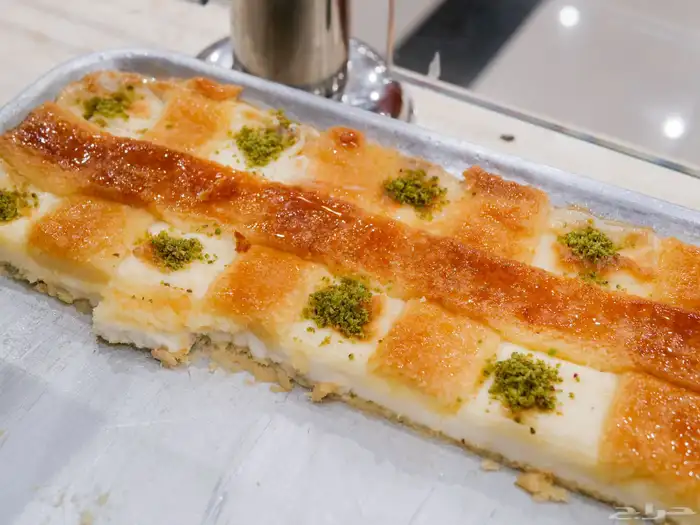 معمل لتوريد الحلويات للمحلات والكافيهات 6