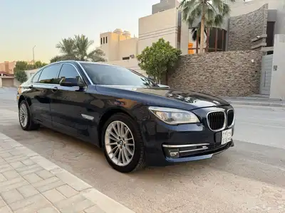 BMW 730 2013 2