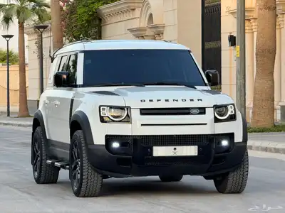 لاندروفر ديفندر موديل 2020 بحاله ممتازه 27