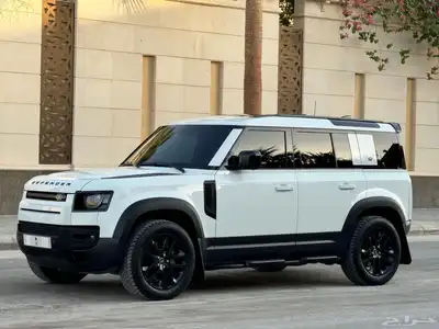 لاندروفر ديفندر موديل 2020 بحاله ممتازه 4
