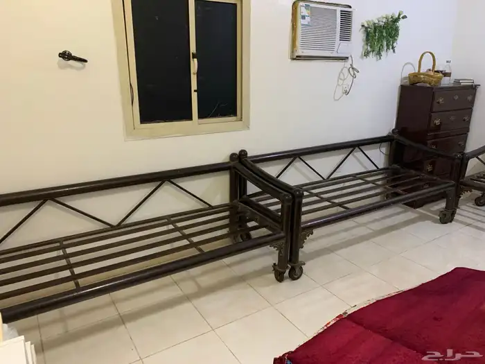 جلسات حديد 6 قطع 4 موضحة ف الصورة واثنين صغار 0