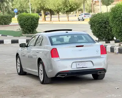 كرايزلر C300 2021 7