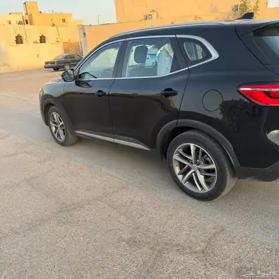 ام جي اتش اس 16