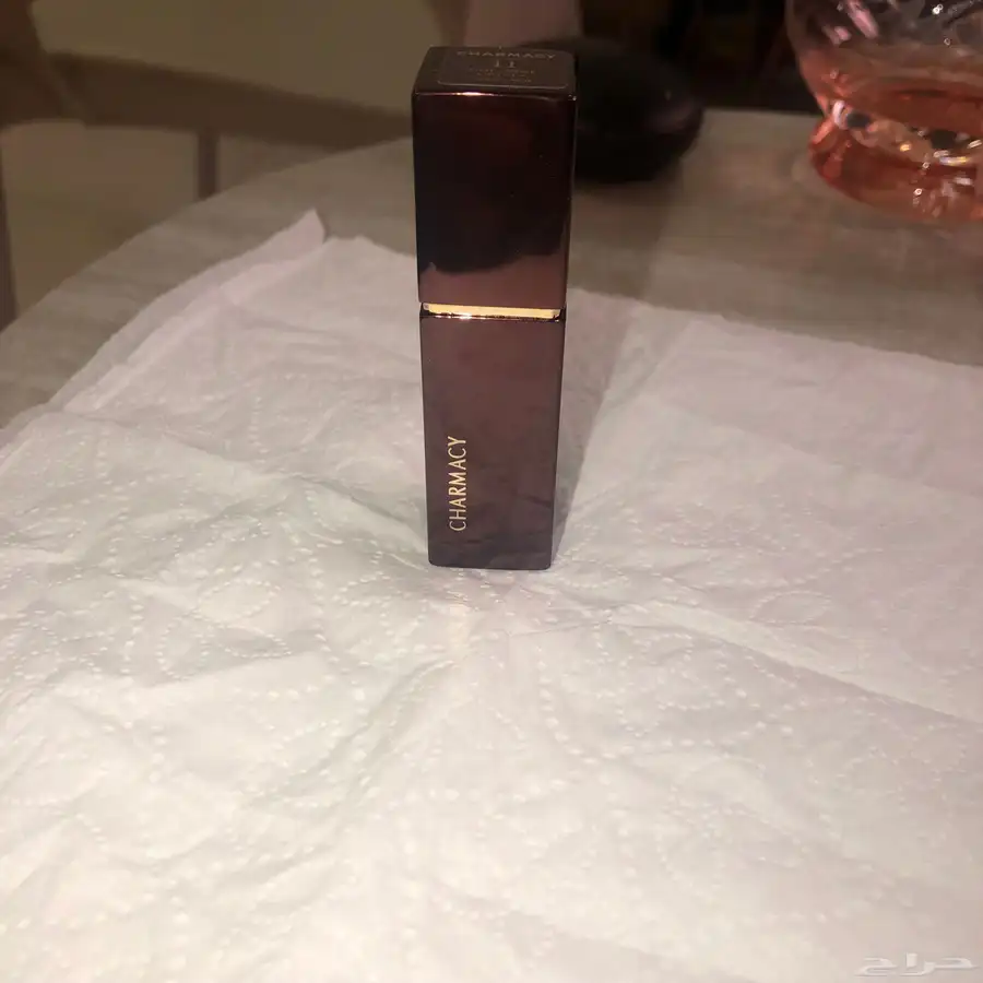 مستحضرات تجميل مع هدية واحده 5