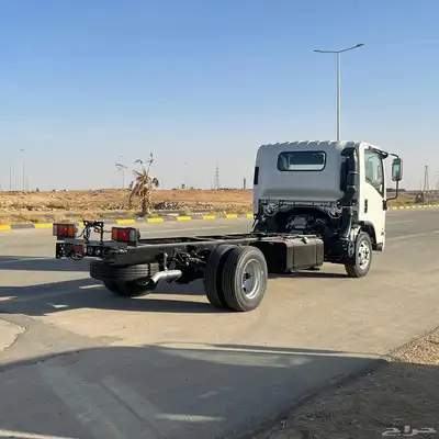 ايسوزو دينا 4 طن شاص طويل 4.95 2025 4